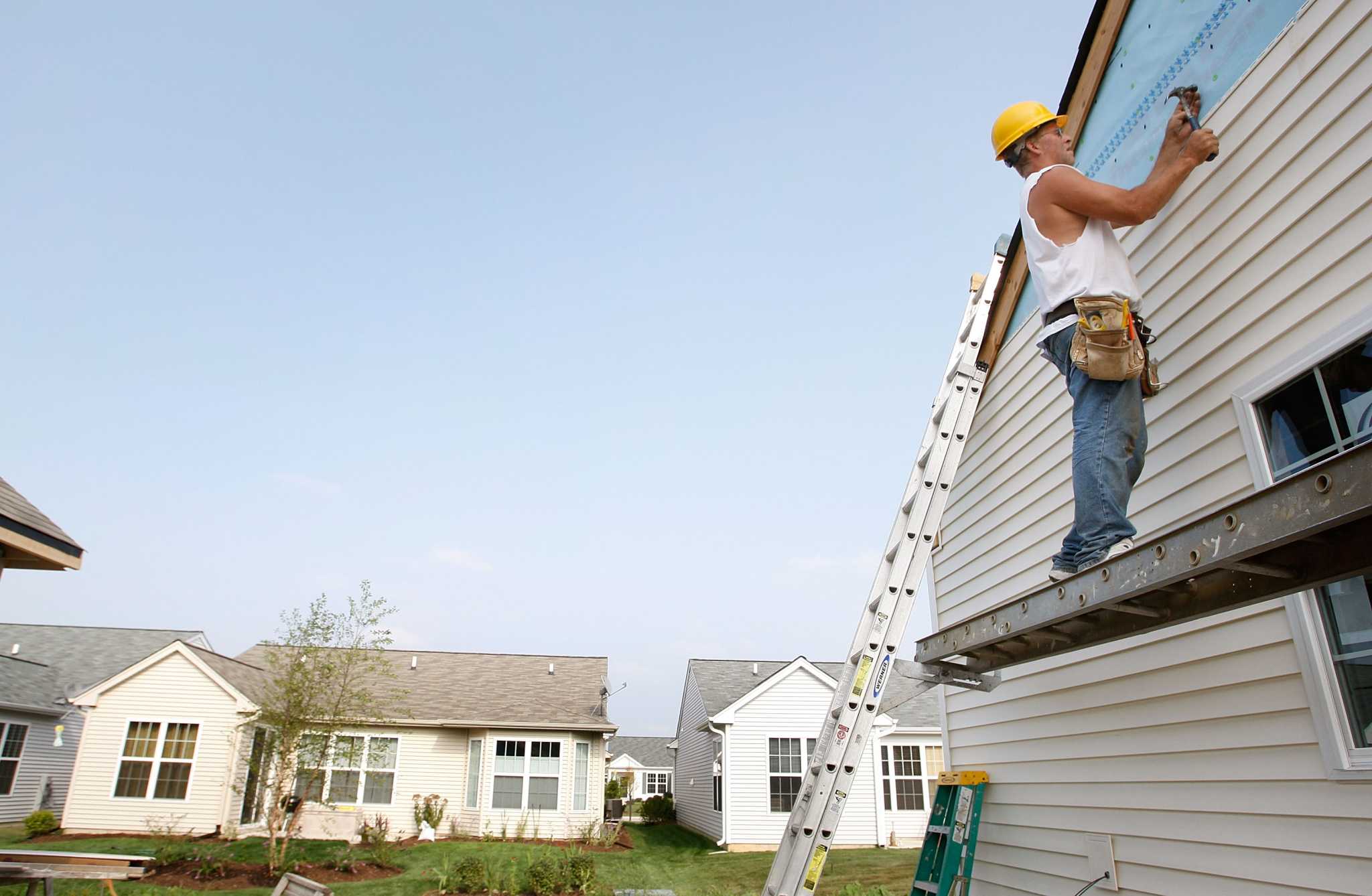 Window, siding, and door installation in DeSoto County, FL